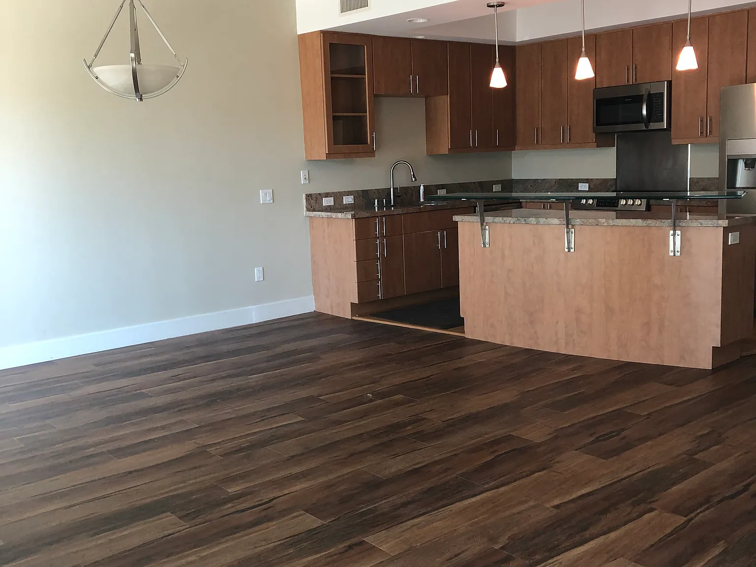 2 bed, 2.5 bath, 1542 sqft, $4,150 — Photo 4