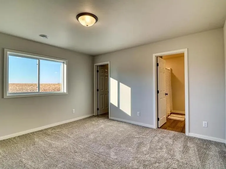 706 Prairiewind Ave — Photo 7