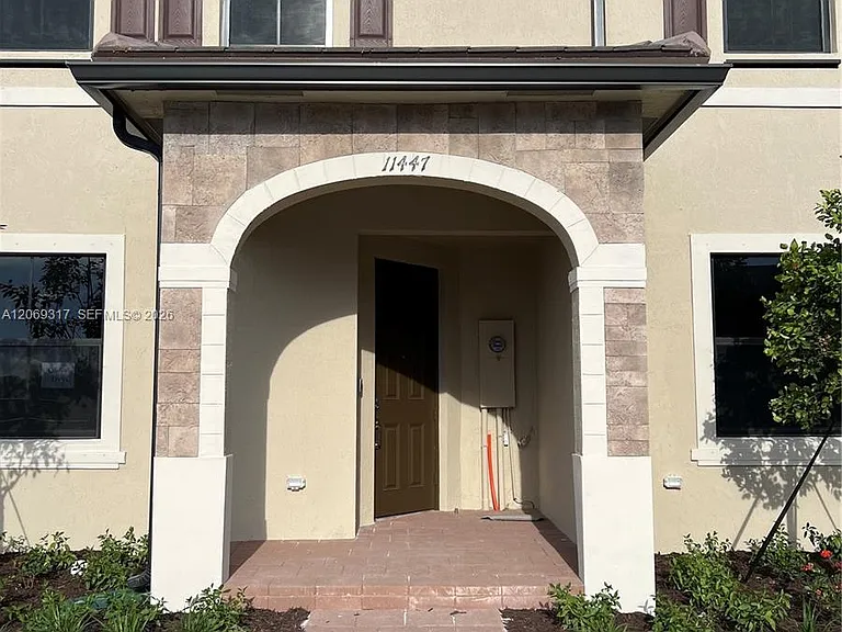 11447 W 34th Ct — Photo 4