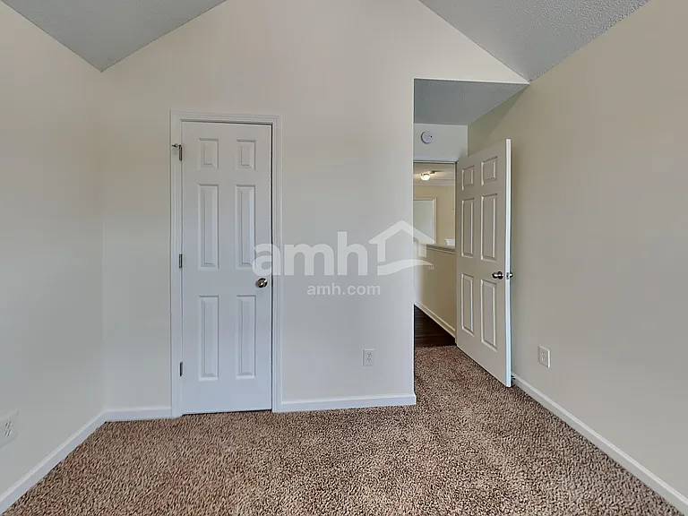 4913 Bryant Dr — Photo 21