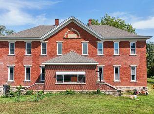 16010 Fairview Rd, Oskaloosa, KS 66066