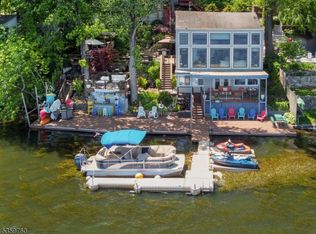 318 Kingsland Rd, Landing, NJ 07850