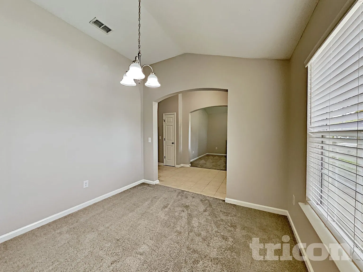 10979 Apple Blossom Trail E Jacksonville FL — Photo 4