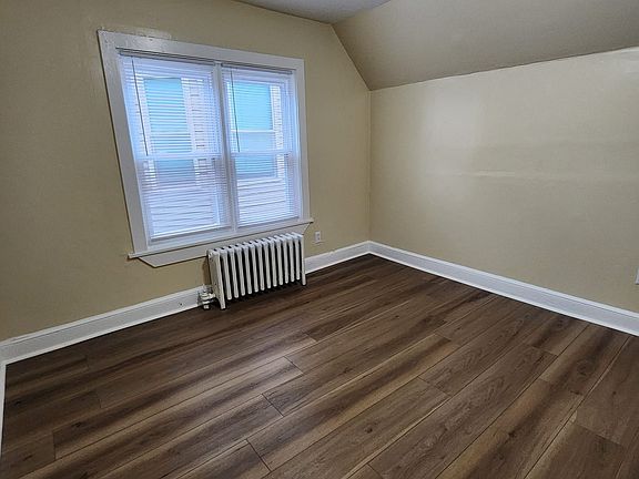 5th image of 61 Truman St #3