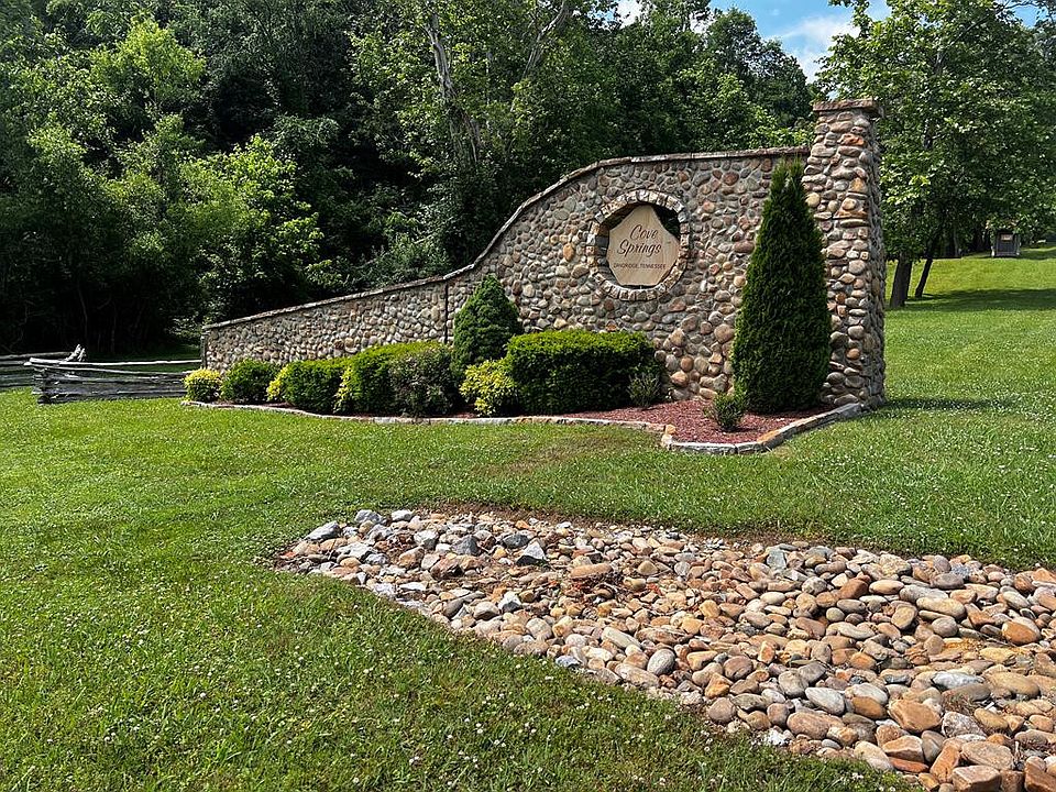 1st image of Cove Springs Dr