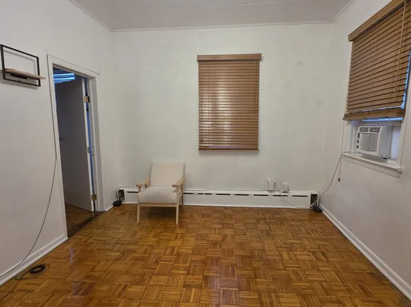 95 Mallory Ave #1, Jersey City, NJ 07304