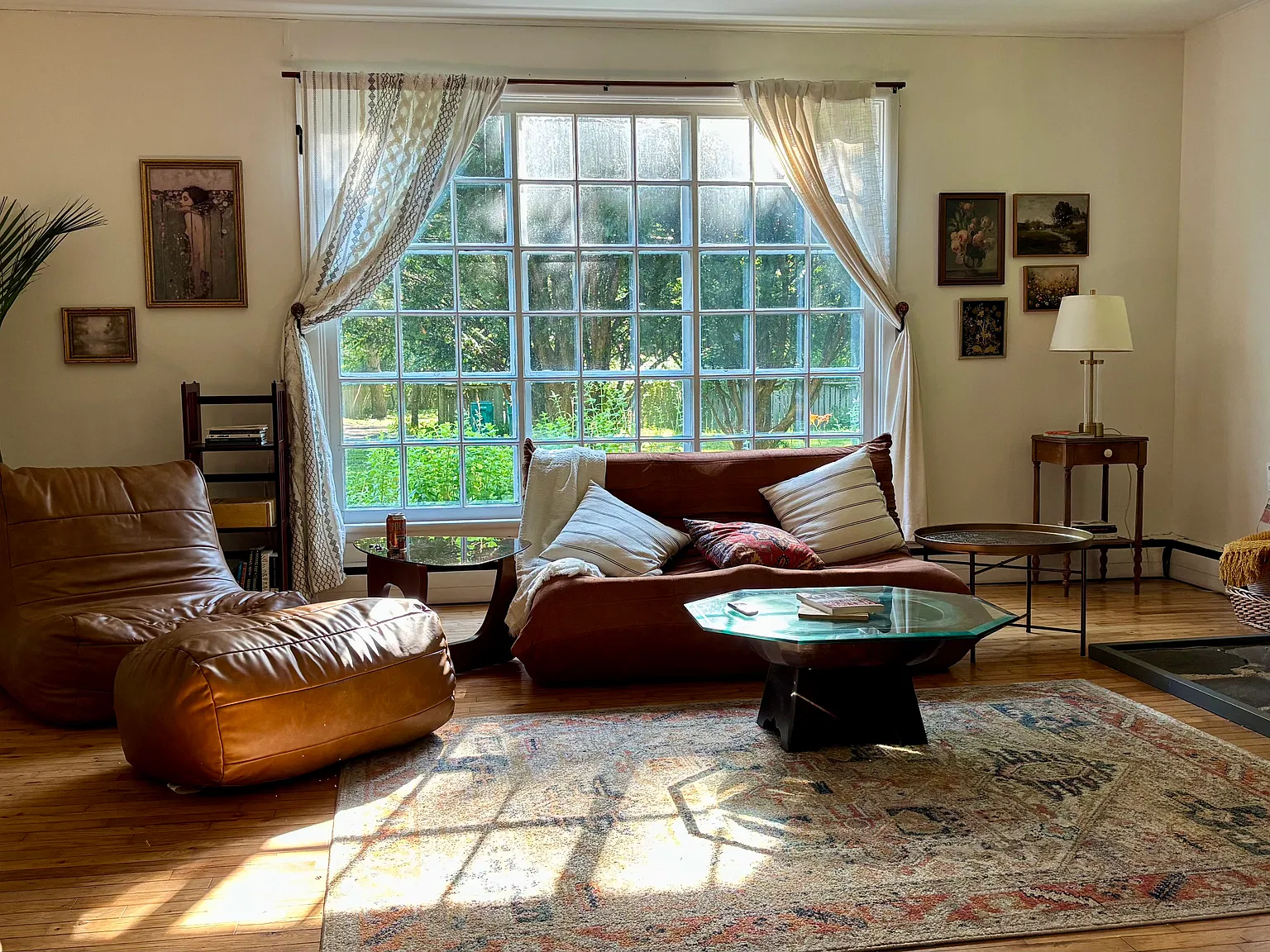 2 bed, 1200 sqft, $3,200 — Photo 2