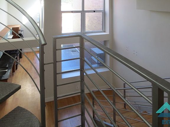 2nd image of 164 Scholes St APT 4A