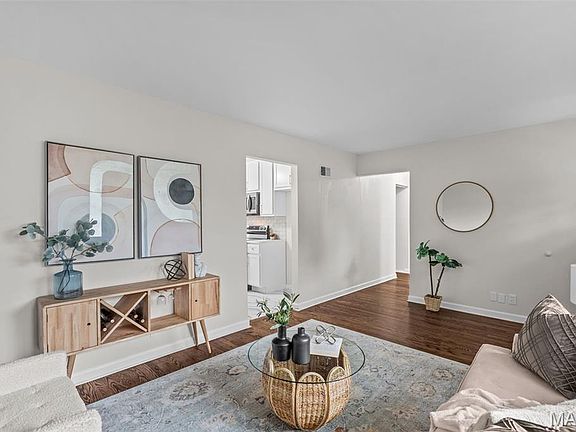 5th image of 455 Myrtle Dr