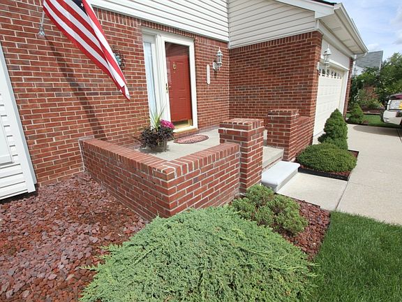 2nd image of 45000 Brunswick Dr
