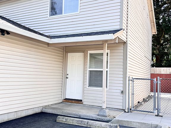 2nd image of 2314 Stapleton Rd #2314