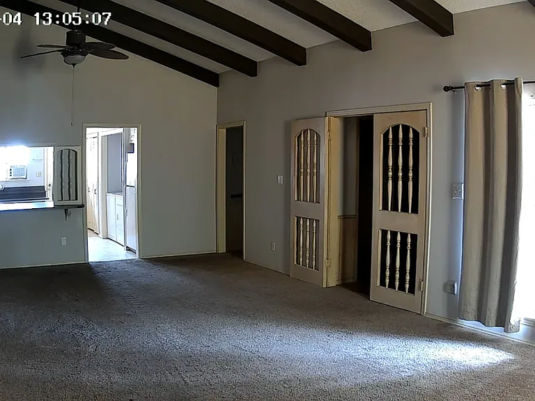 415 E Washington Ave #3 — Photo 8