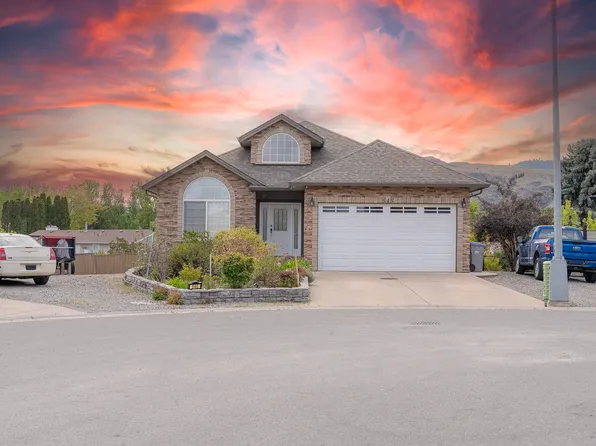 545 Kobayashi Pl, Kamloops, BC V2B 0B5