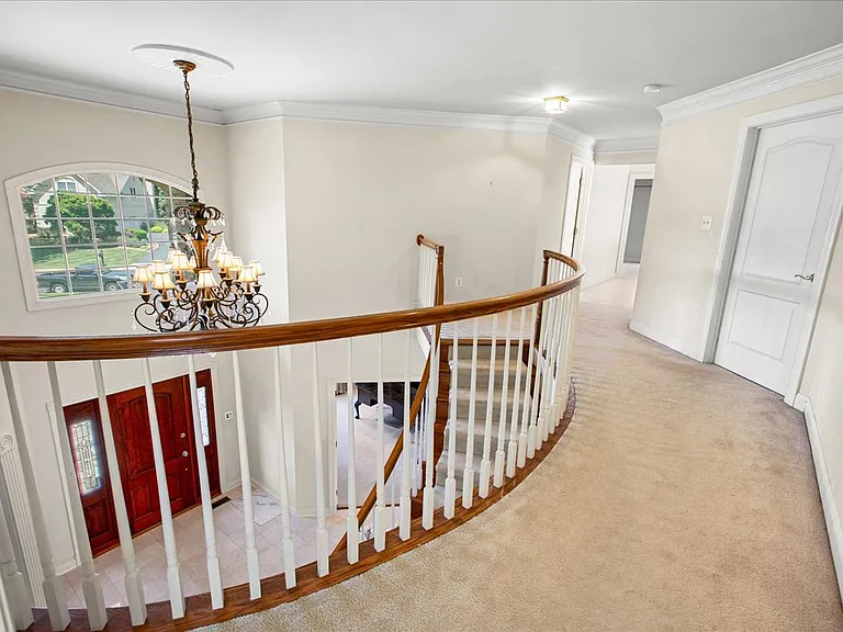 10243 Brittenford Dr — Photo 32