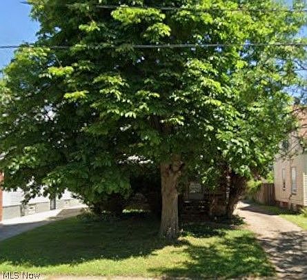 1st image of 819 Sable Rd