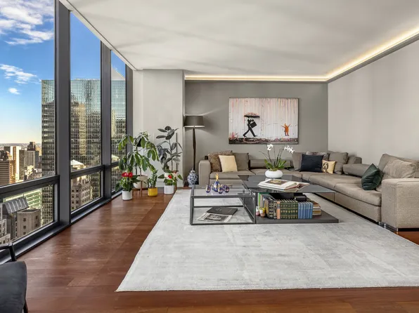 641 5th Avenue image 1 of 11