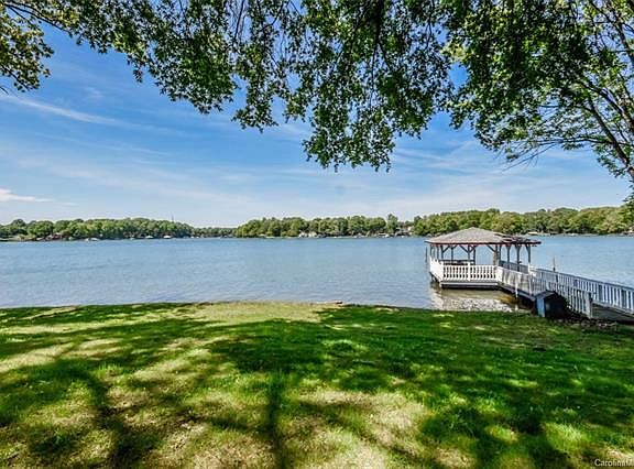 2nd image of 294 Ponderosa Cir