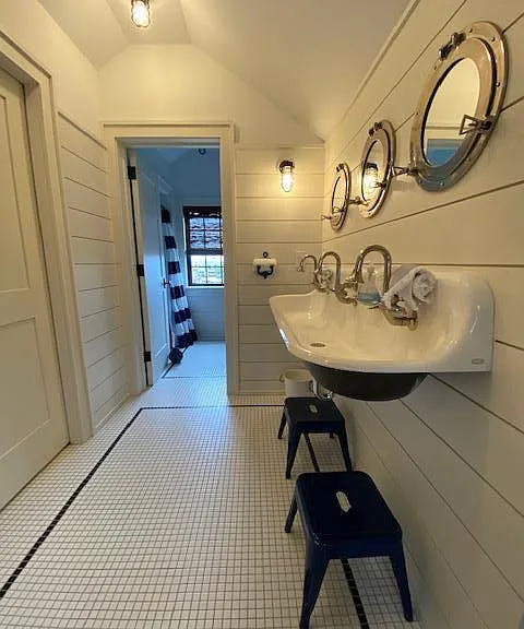608 Lake Ave — Photo 17