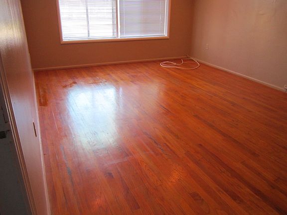 2nd image of 3401 Gaviota Avenue # Fl 1ST