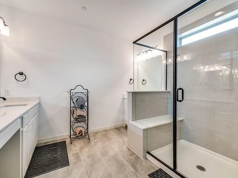 3029 Decker Dr — Photo 17