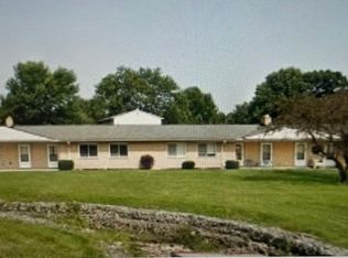 8410 N Akins Rd, North Royalton, OH 44133