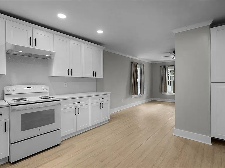 1214 Cave Spring Rd SW — Photo 12