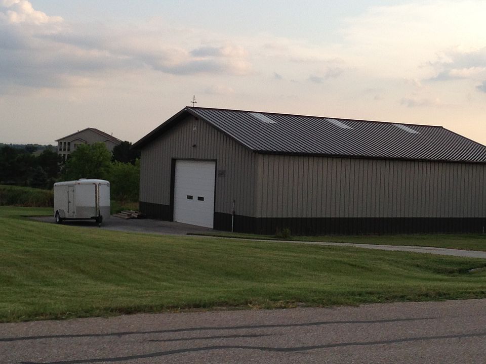 2nd image of 4001 W Bucks Dr
