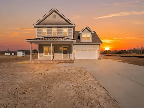 2136 Skeetertown Rd, Suffolk, VA 23434