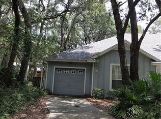 2021 Village Ln, Fernandina Beach, FL 32034