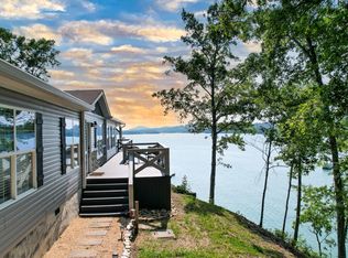 2023 Paradise Hills Rd, Dandridge, TN 37725