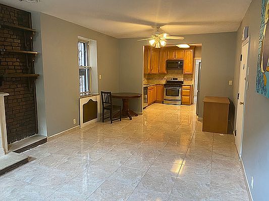 1st image of 157 W 9th St #1