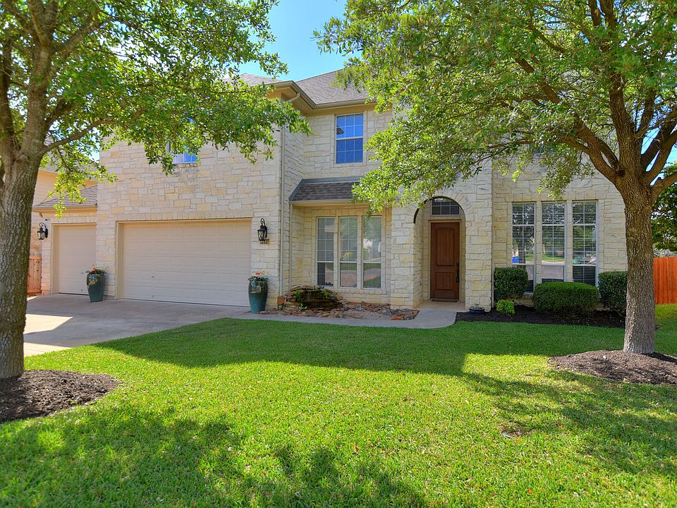 1st image of 2516 Caparzo Dr