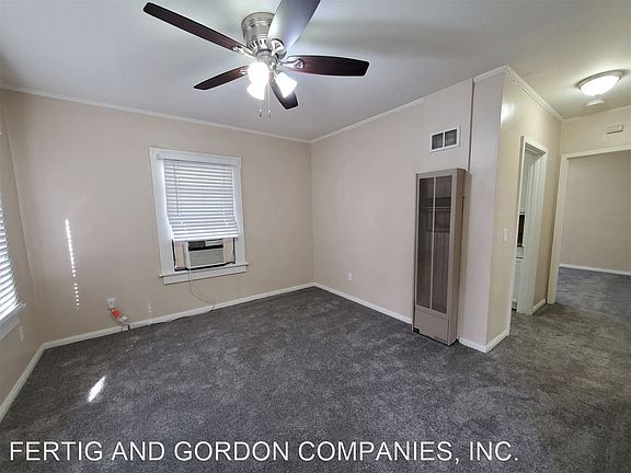 3rd image of 1559 N Hill Ave APT 22