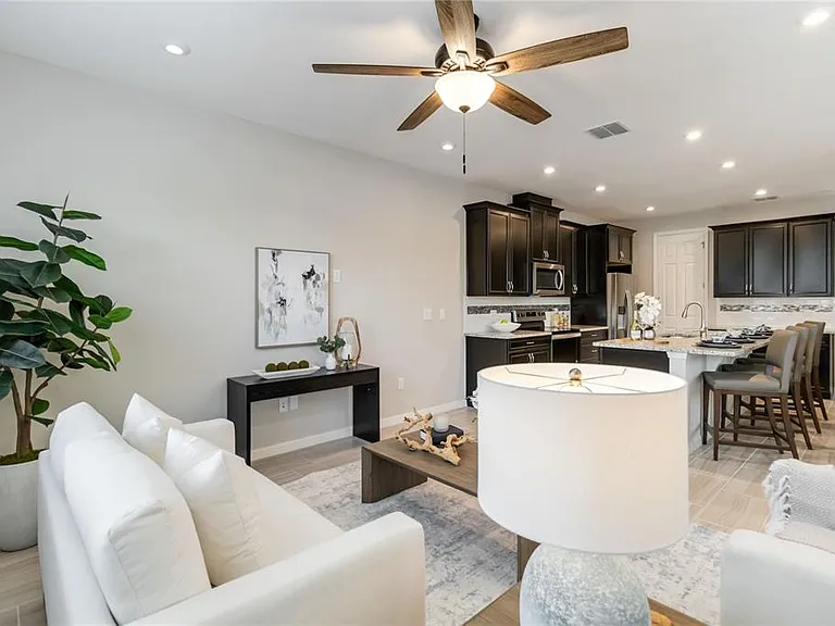 9109 Legado Dr — Photo 11