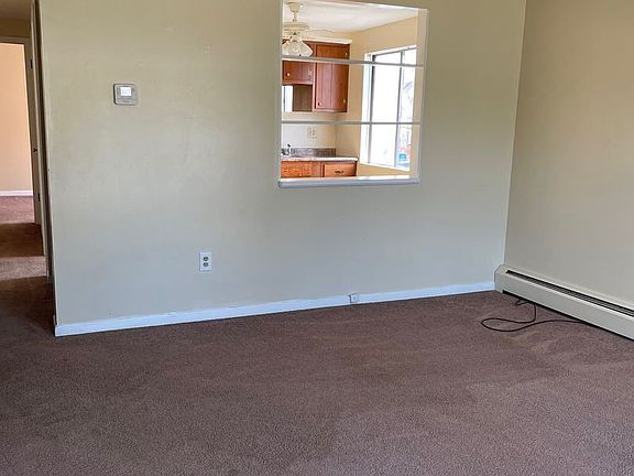 4th image of 358 N Edwards Ave APT 2