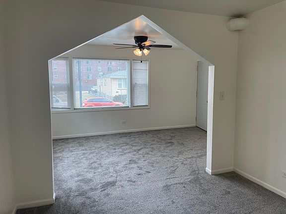 3rd image of 7439 W 64th St APT 1