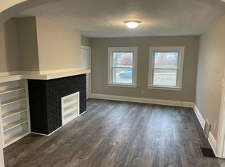1123 W 23rd St, Cedar Falls, IA 50613