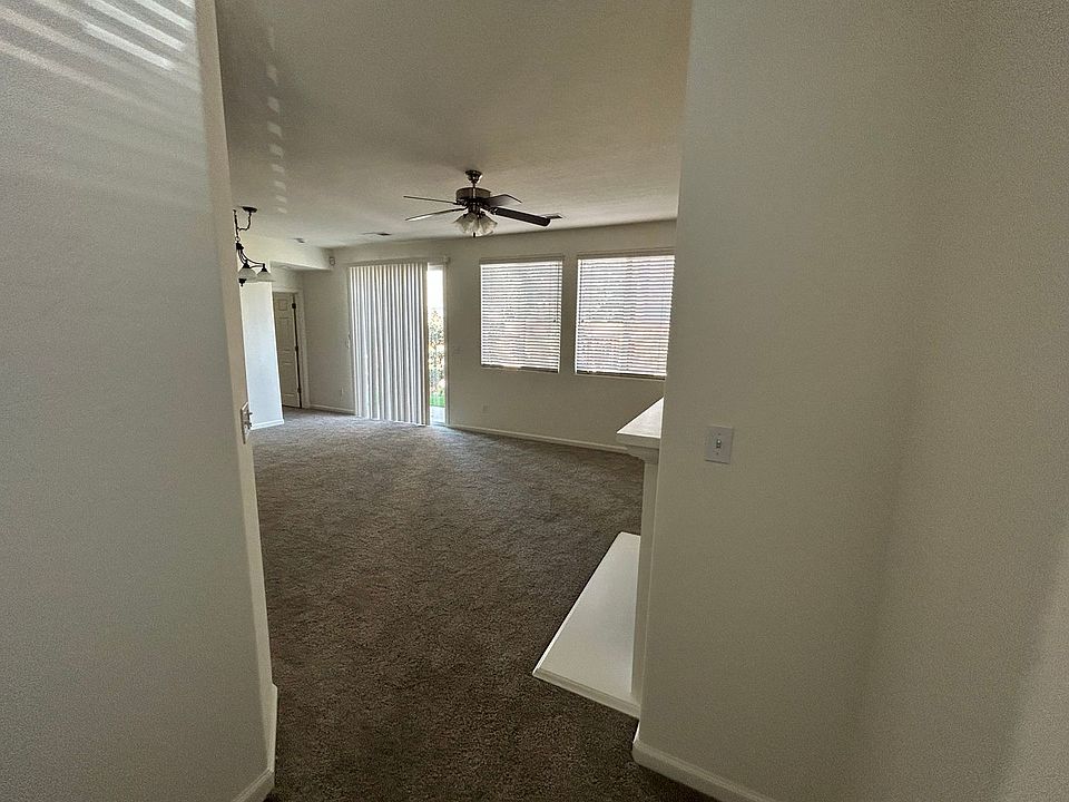 1st image of 1423 N Asciano Ct