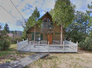 1028 Grass Valley Rd, Lake Arrowhead, CA 92352