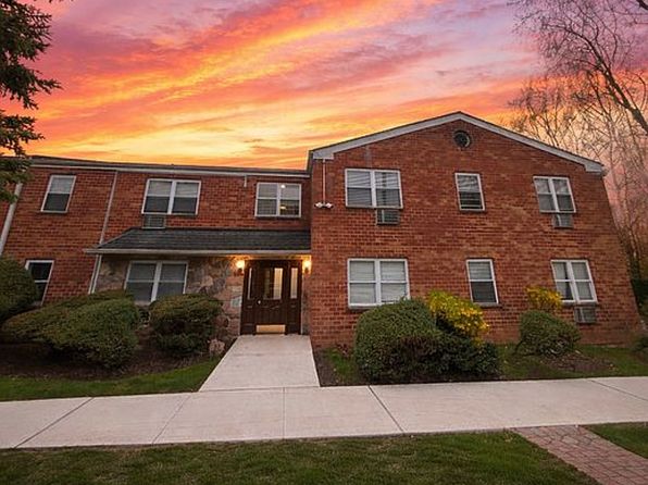 22 Bay Ter APT 1G