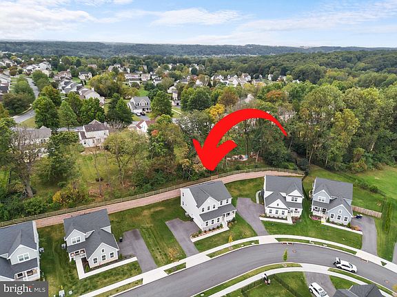 2nd image of 213 Sloan Dr