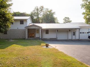 1272 Sleight Rd, Newark, NY 14513