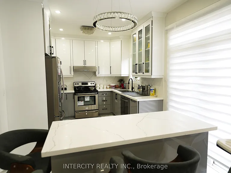 1 Pape Dr — Photo 8