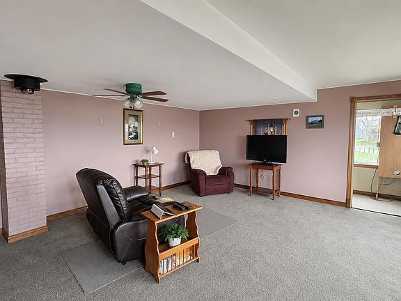 5th image of 22 Pent Rd