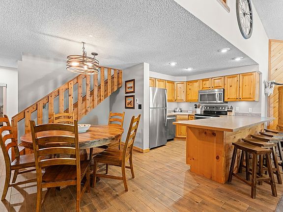 2nd image of 405 Four Oclock Road UNIT F