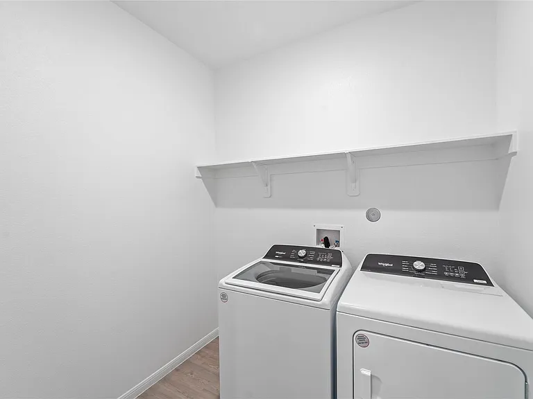 3111 Freiberger Ln — Photo 27