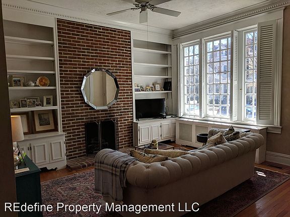 3rd image of 2904 W Grace St #A