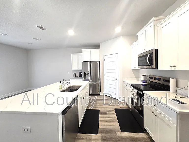 4861 Sweetspire Dr — Photo 4