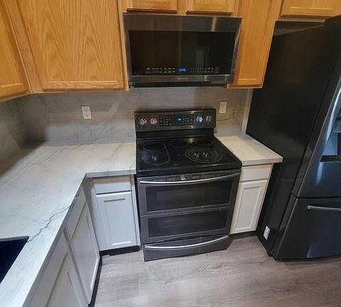 3rd image of 8800 N 107th Ave Unit 44