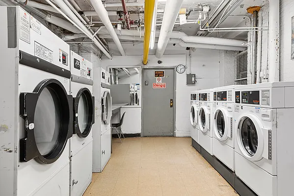 Rented by Compass | media 18